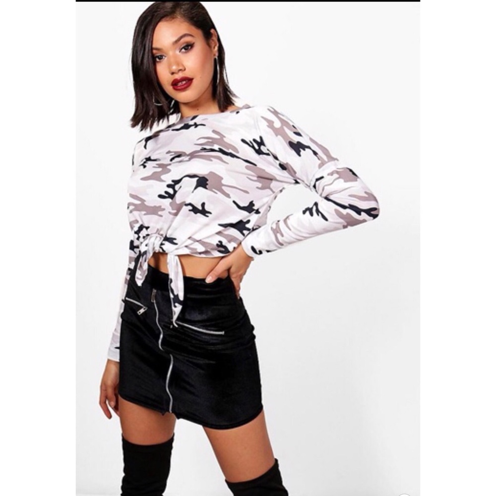 Camo Tie Crop Longsleeve Tee